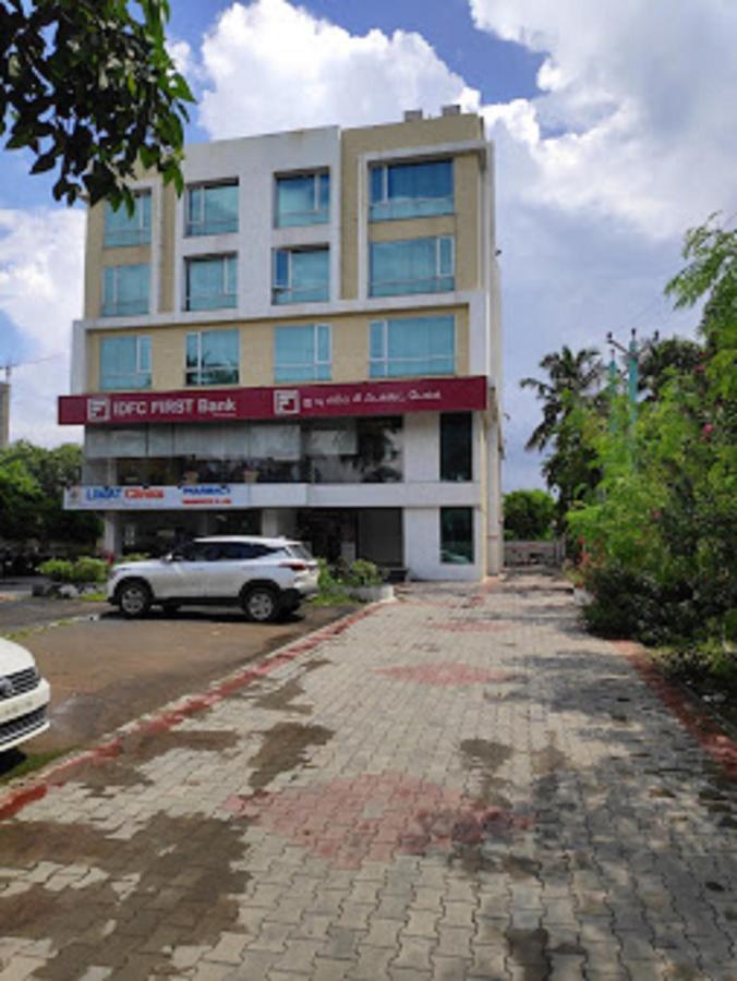 Dsquare Omr By K Hotels Madras Buitenkant foto